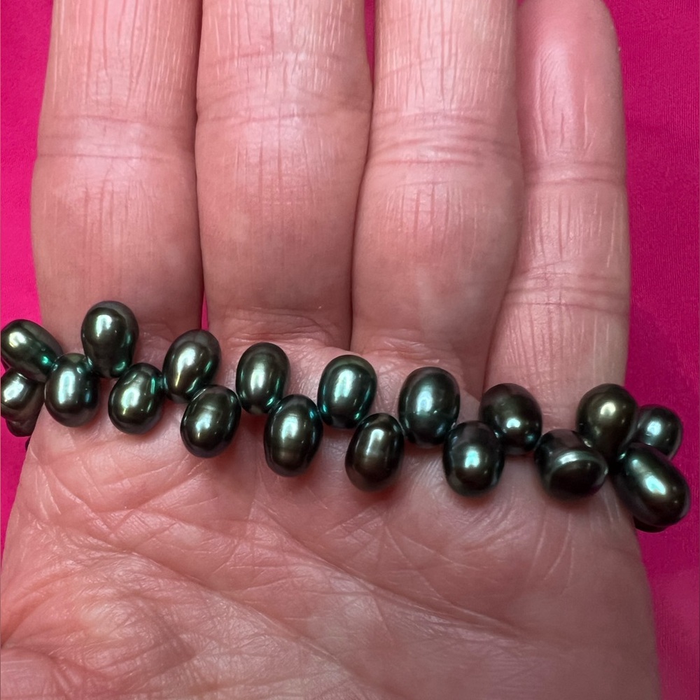 Vintage genuine pearl Peacock Green necklace 16 inch - Picture 4 of 12